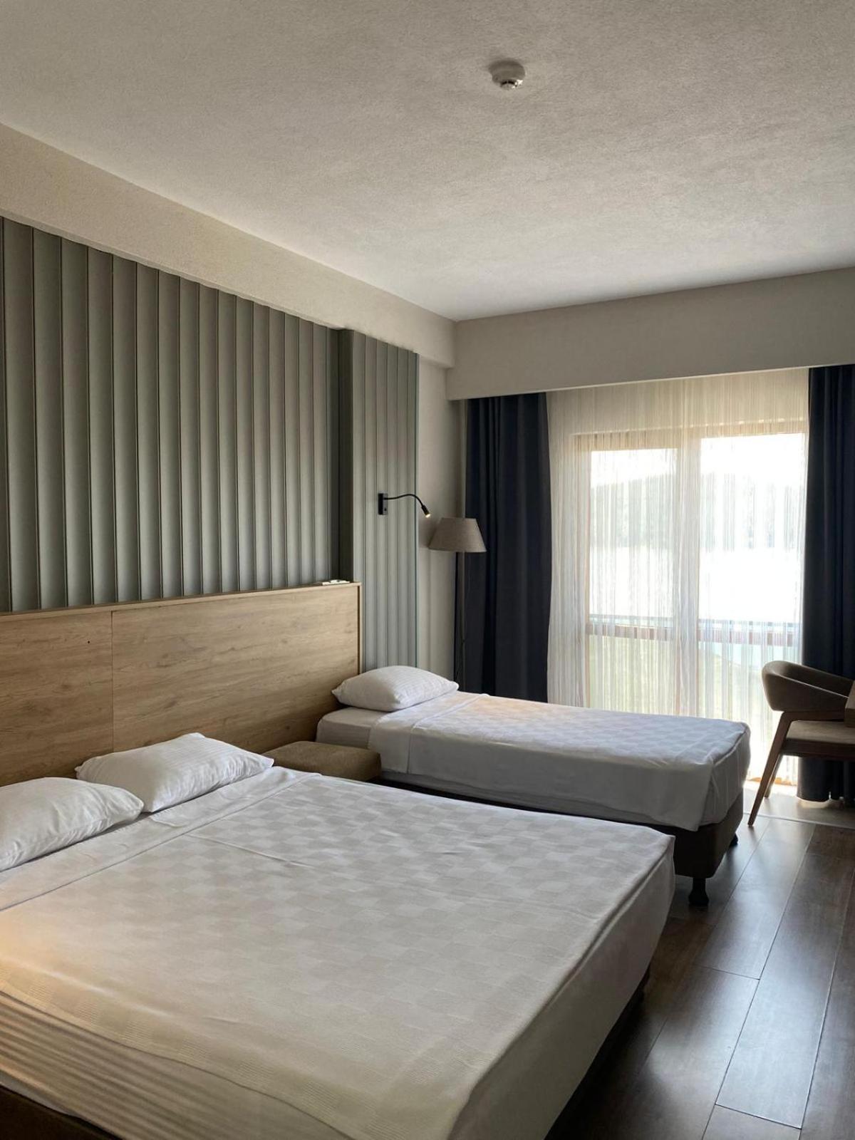 Nehir Hotel Kesan Luaran gambar