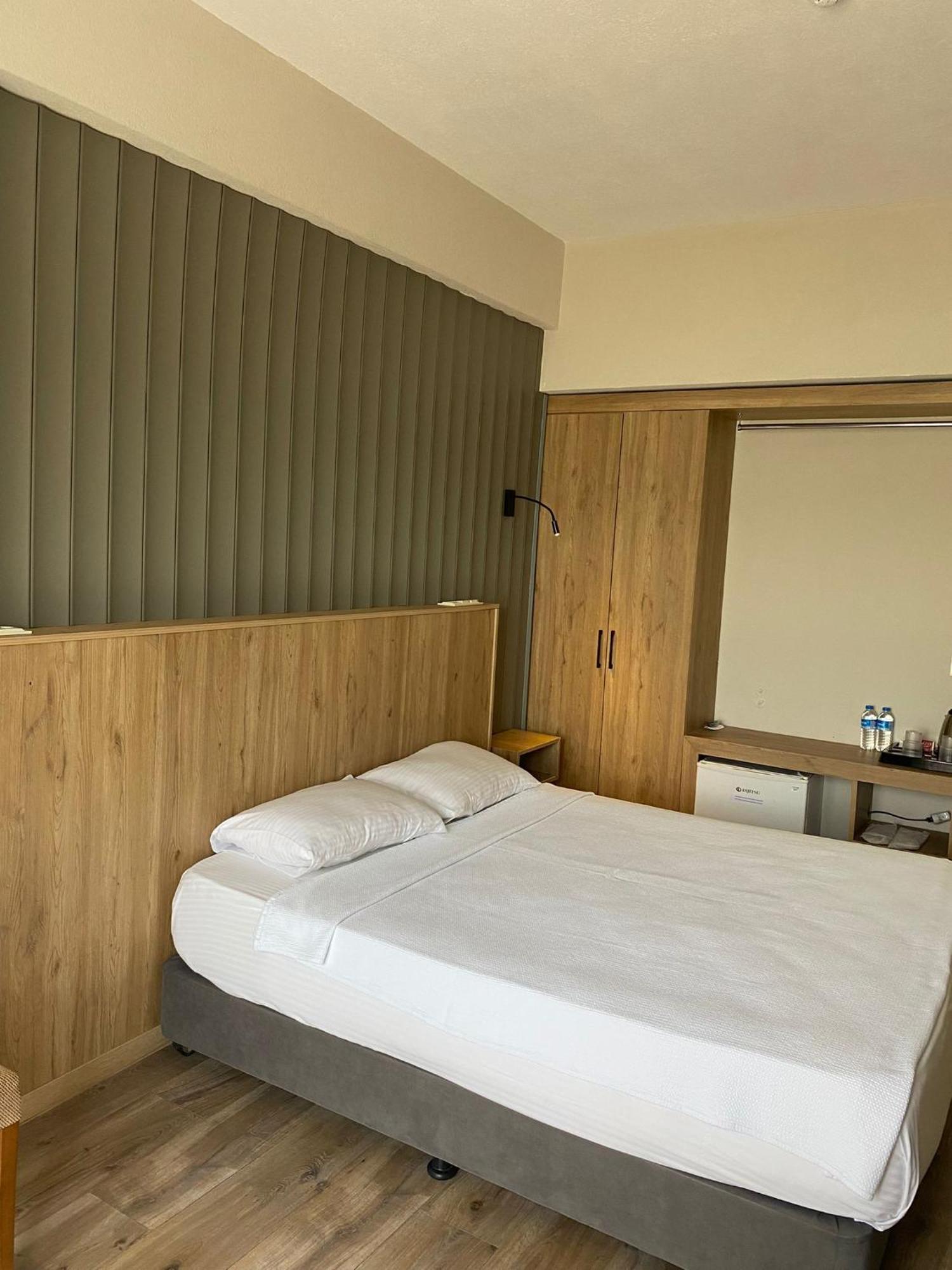 Nehir Hotel Kesan Luaran gambar