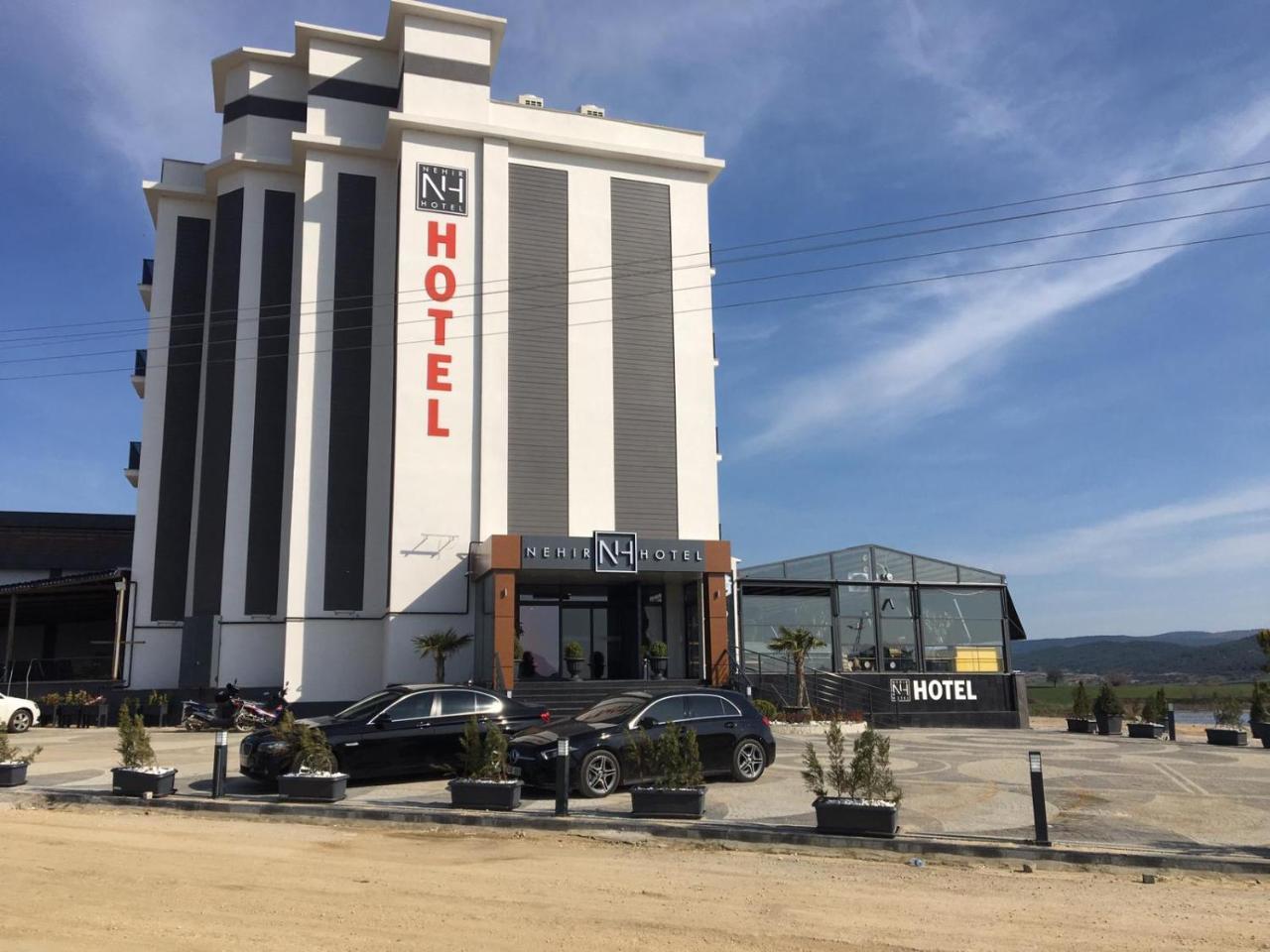 Nehir Hotel Kesan Luaran gambar
